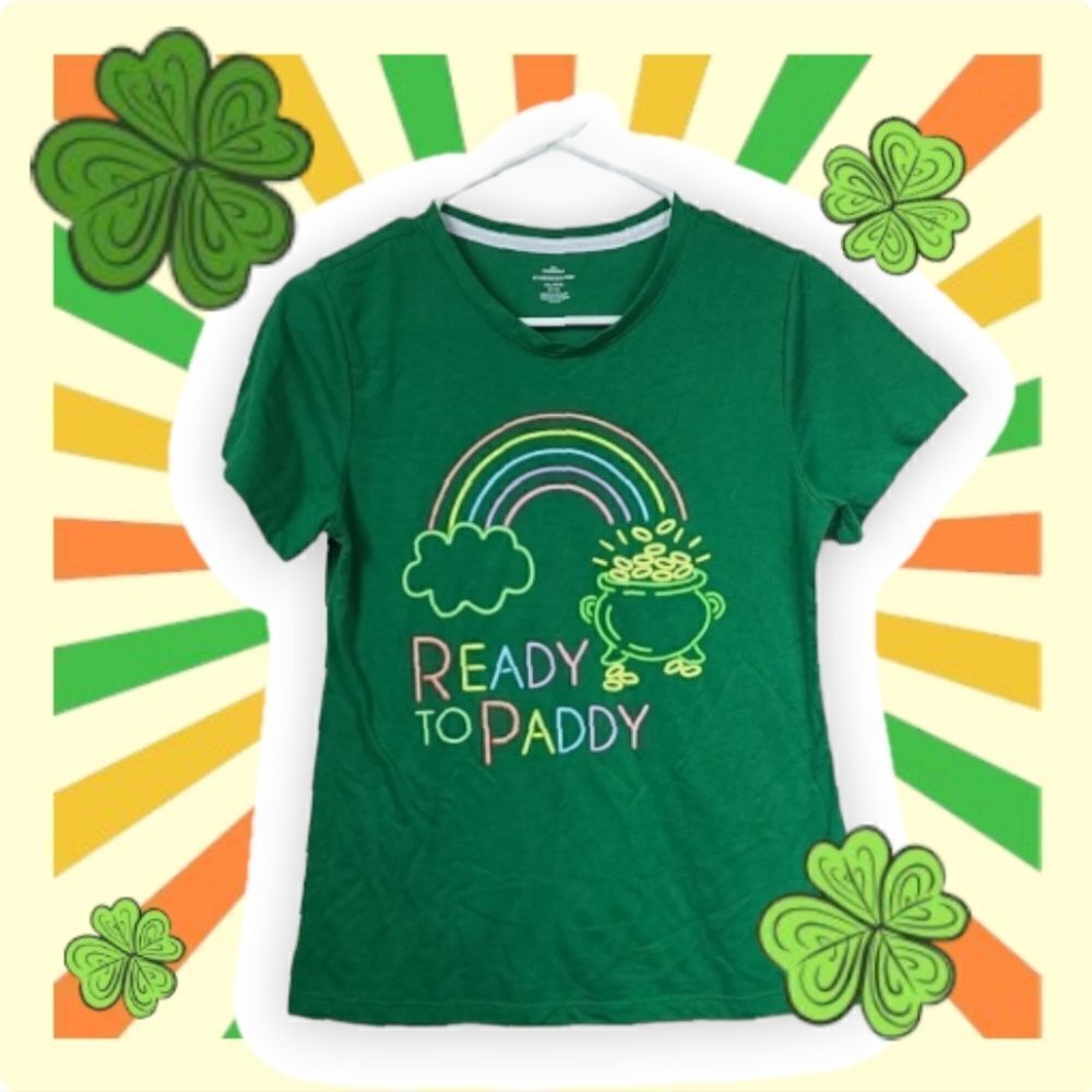 Ready to Paddy St Patrick's Day Tee Women's XS 0-2 Green Rainbow Gold T-Shirt